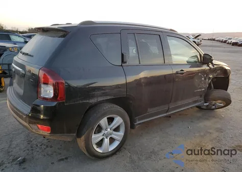 2016 Jeep Compass Sport z USA, uszkodzony, nr VIN 1C4NJDBB5GD722981